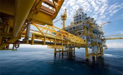 Solution de communication pour plates-formes et plates-formes offshore